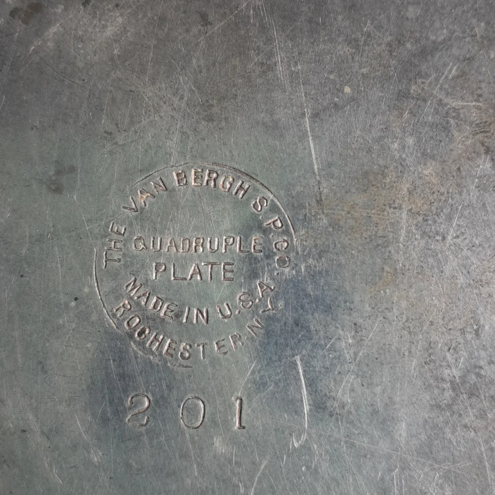 Victorian Silver-Plated Repousse Jewelry Cask/Box - Picture 10 of 10